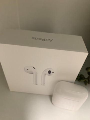 Apple AirPods Wireless , Bluetooth  EarBuds